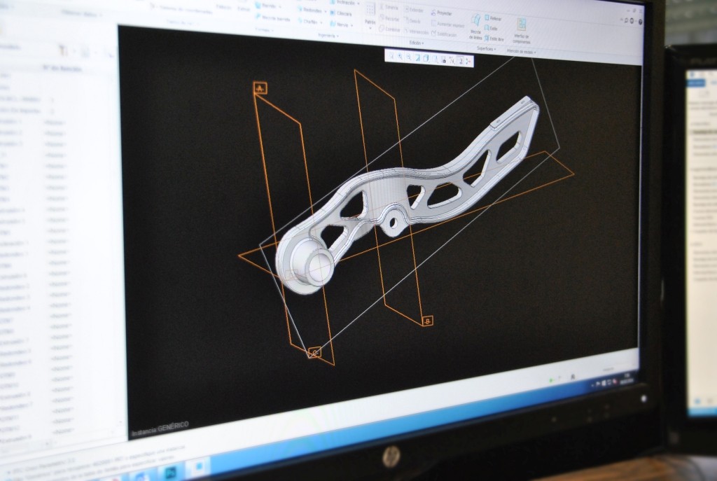 Diseño 3D piezas forja automoción aluminio